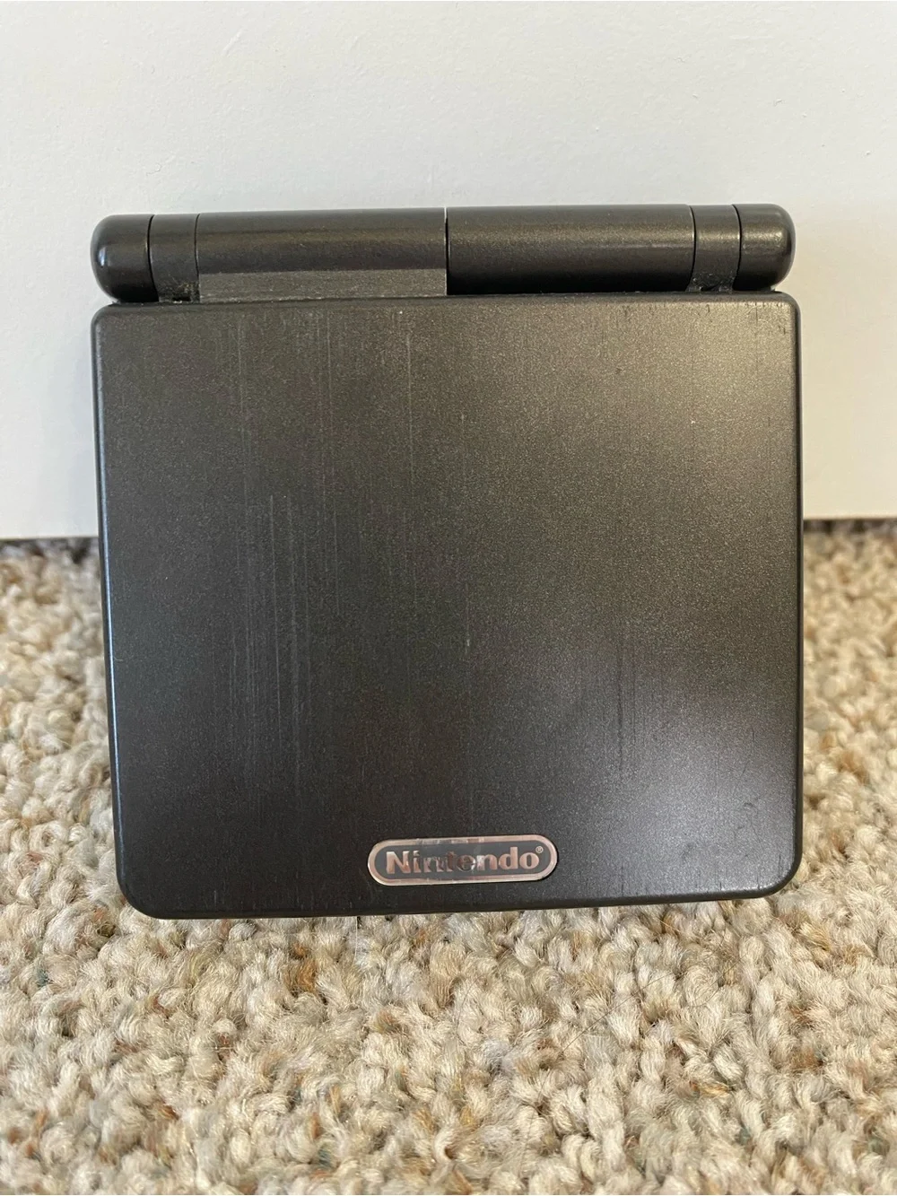 Portable Gaming Console (Nintendo Game Boy Advance SP)